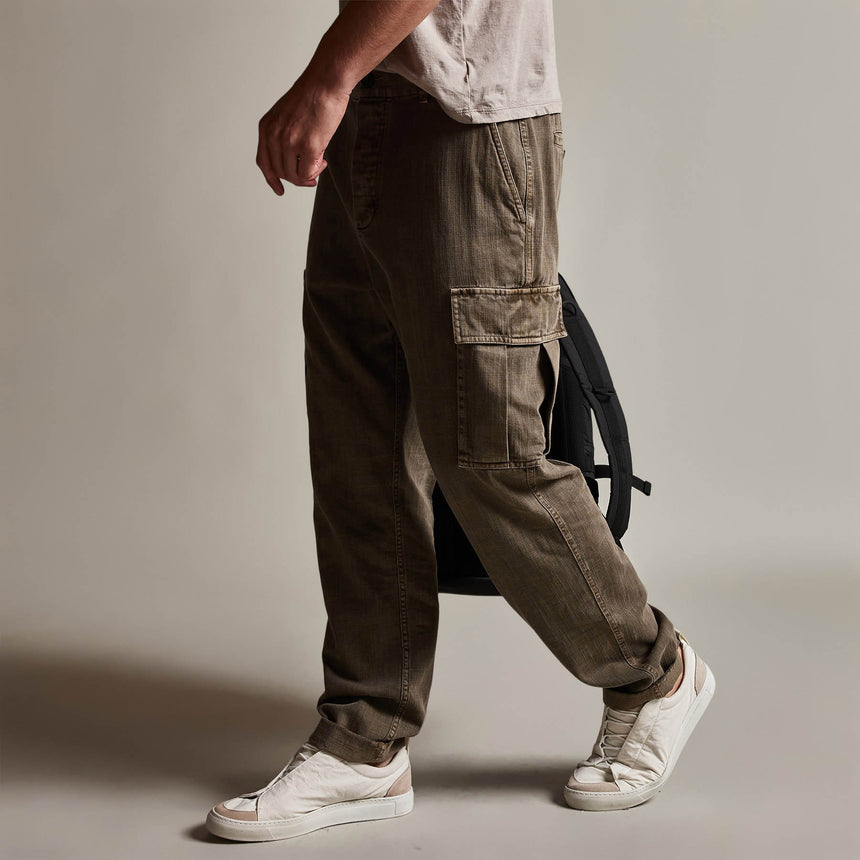 Organic Slub Cotton Cargo Pant in Ammo Pigment | James Perse Los Angeles