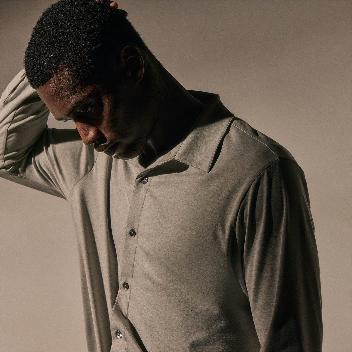 Performance Supima Pique Shirt in Concrete | James Perse Los Angeles