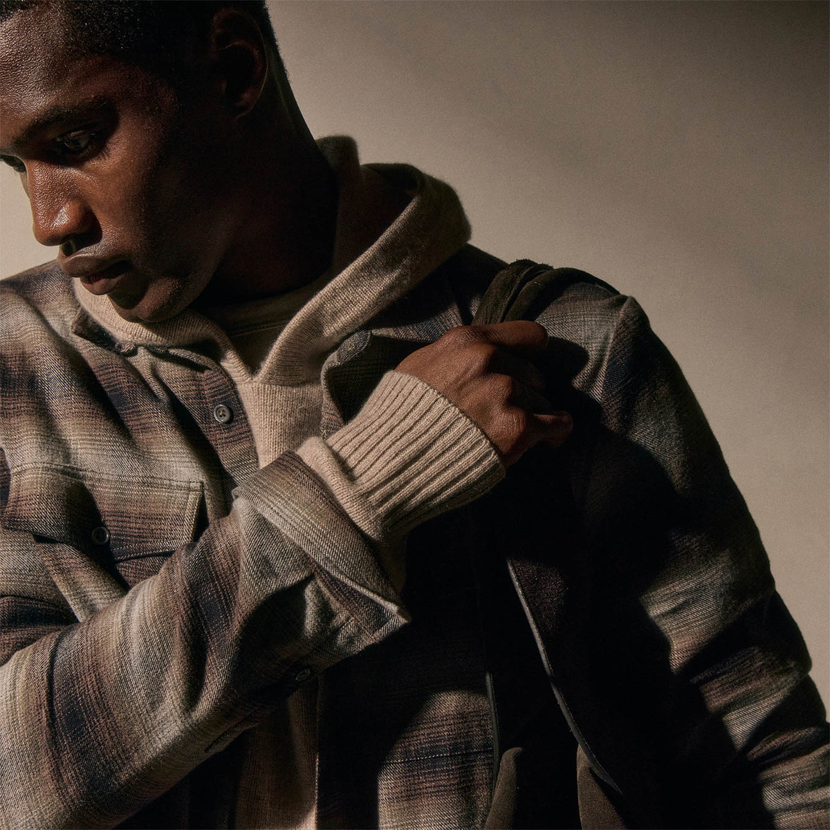 Soft Flannel Plaid Shirt in Cocoa Plaid | James Perse Los Angeles