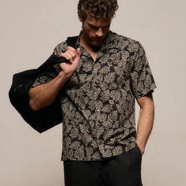Palm Printed Shirt in Black/Stone Pigment | James Perse Los Angeles
