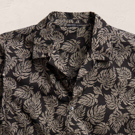 Palm Printed Shirt in Black/Stone Pigment | James Perse Los Angeles