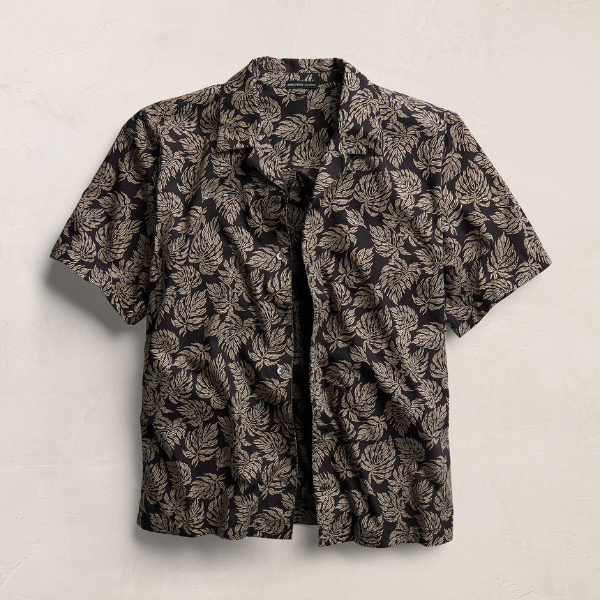 Palm Printed Shirt in Black/Stone Pigment | James Perse Los Angeles