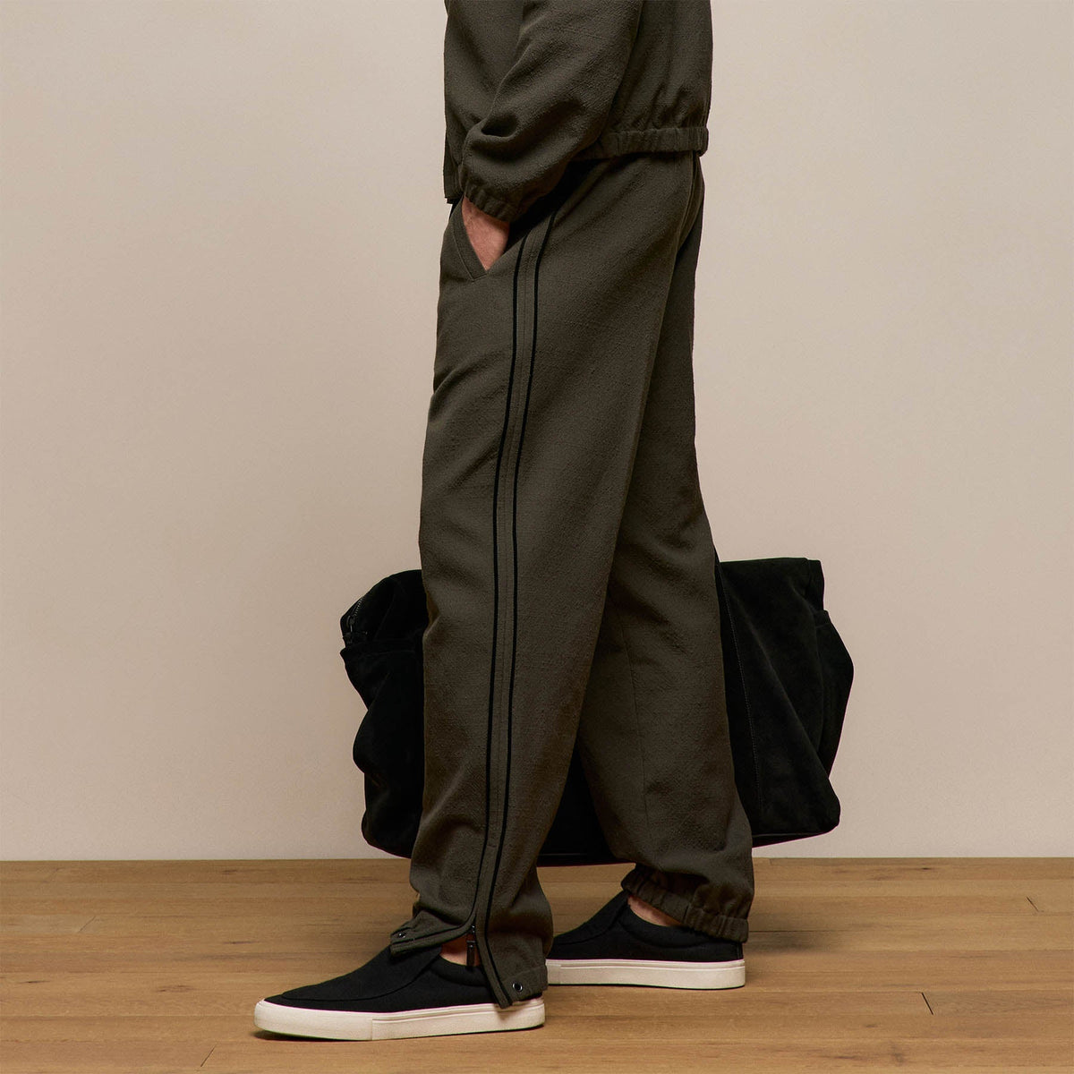 Suede Trimmed Track Pant in Dark Olive/Black | James Perse Los Angeles
