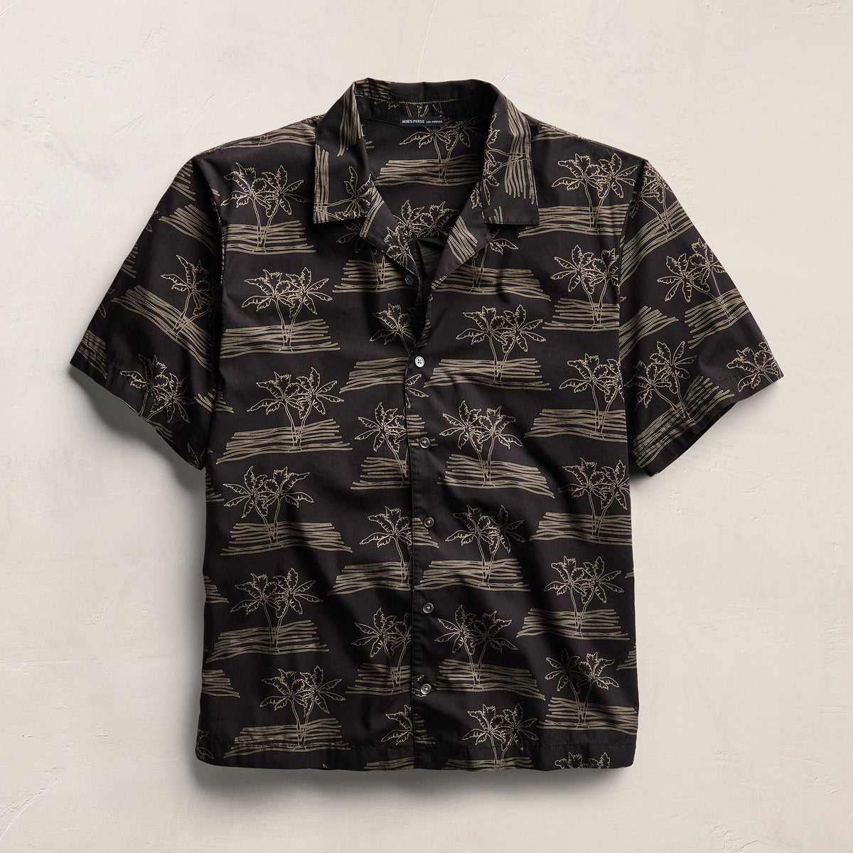 Palm Printed Shirt in Black/Light Olive Pigment | James Perse Los Angeles
