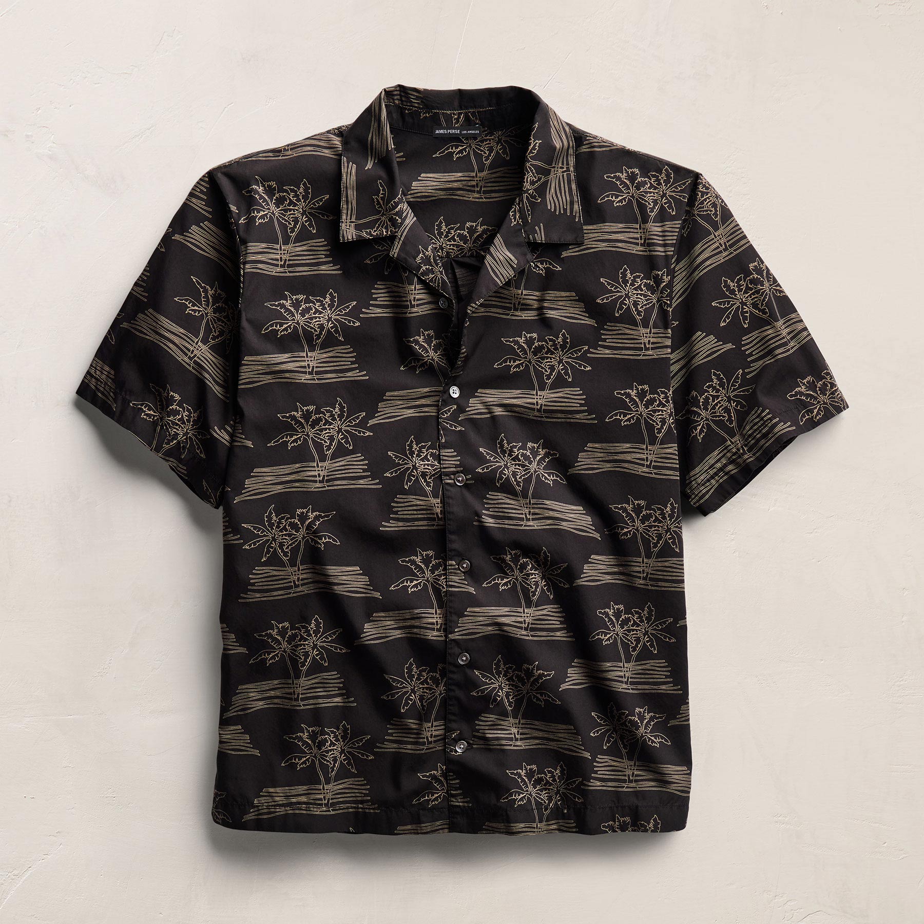 Palm Printed Shirt in Black/Light Olive Pigment | James Perse Los Angeles