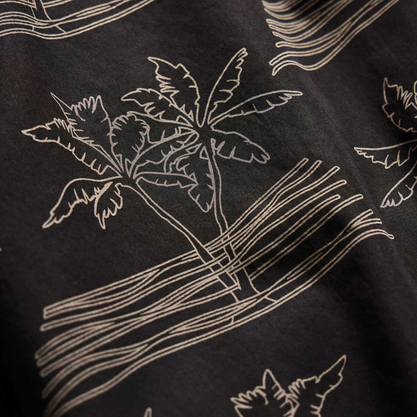 Palm Printed Shirt in Black/Light Olive Pigment | James Perse Los Angeles