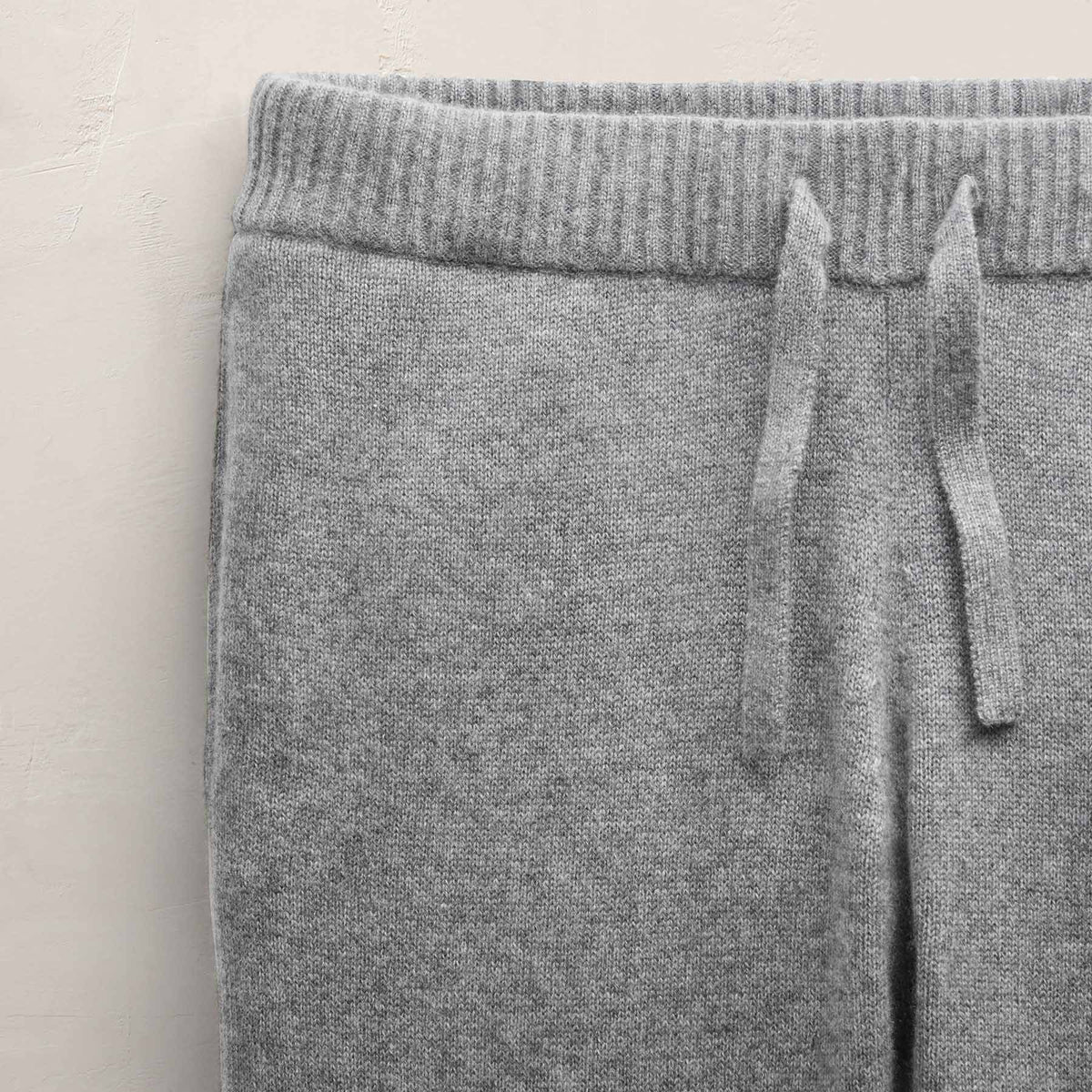 Cashmere Track Pant in Heather Grey | James Perse Los Angeles