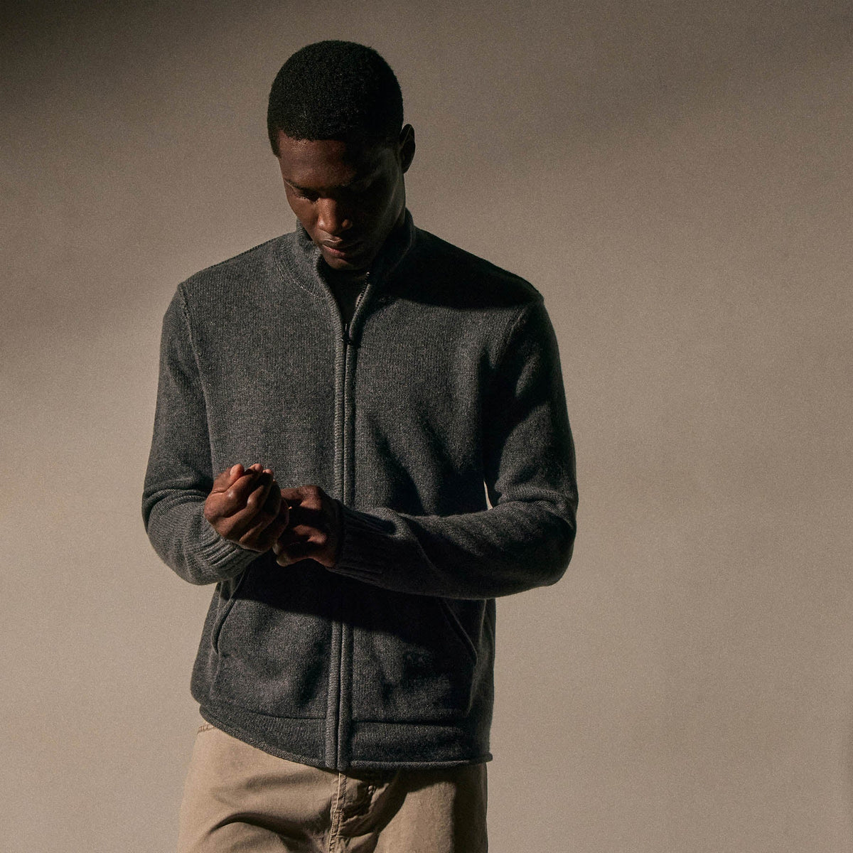 Recycled Cashmere Full Zip Sweater in Flannel | James Perse Los Angeles