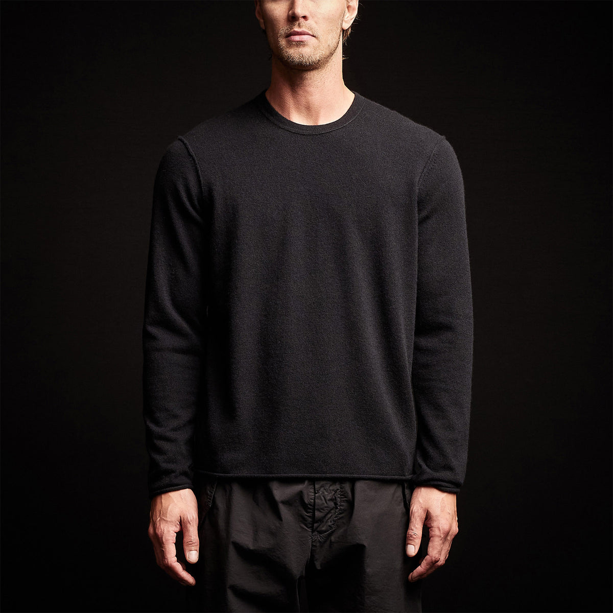 Recycled Cashmere Crew Neck Sweater in Black | James Perse Los Angeles