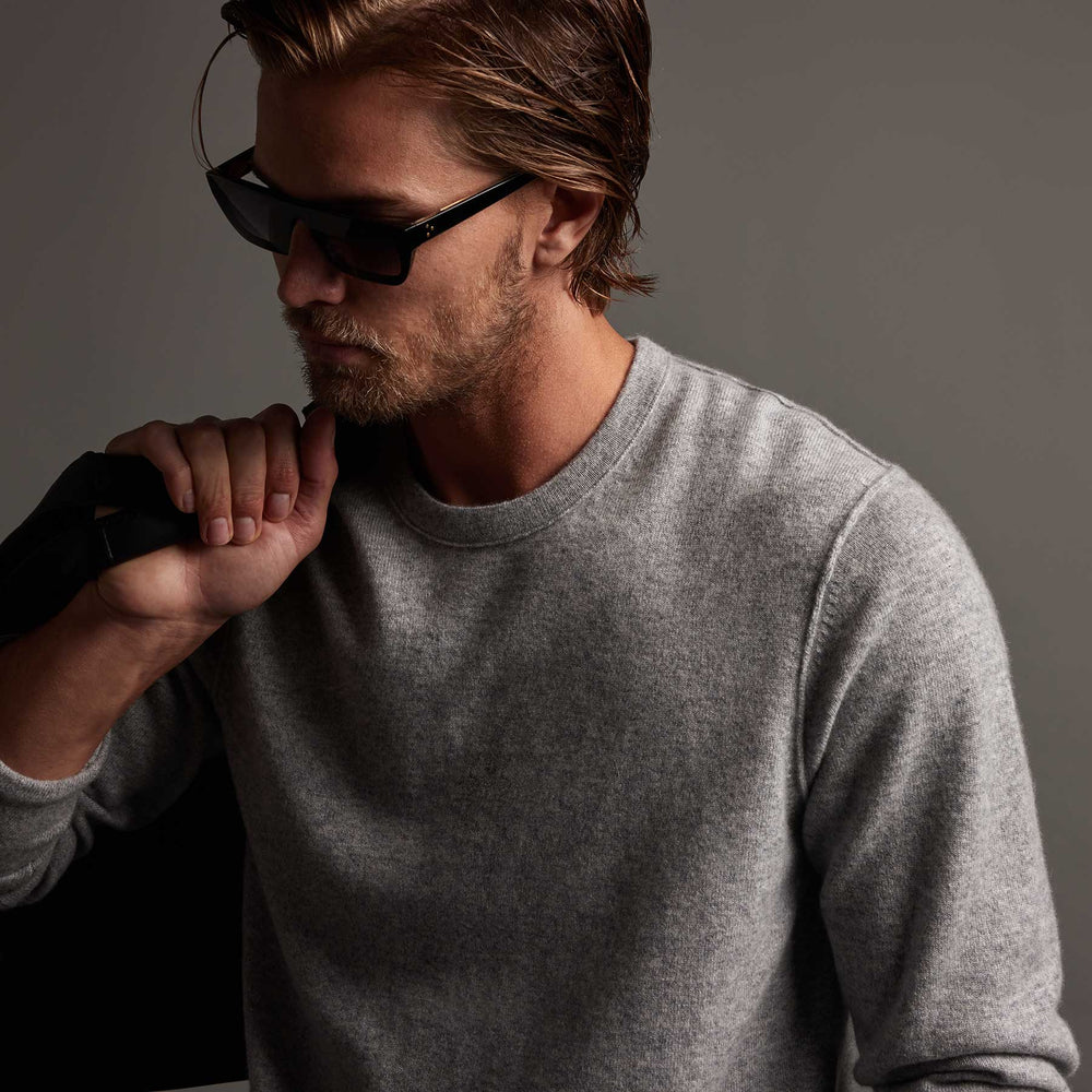 Recycled Cashmere Crew Neck Sweater in Light Heather Grey | James Perse Los Angeles