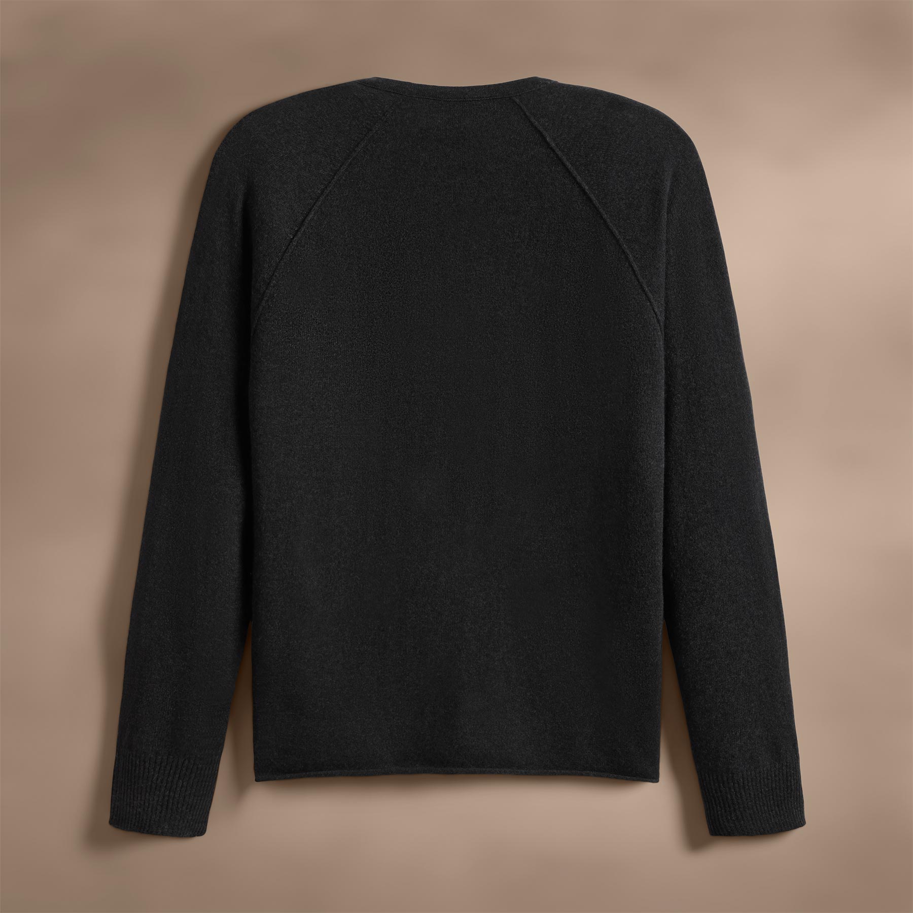 Recycled Cashmere Intarsia in Coal | James Perse Los Angeles