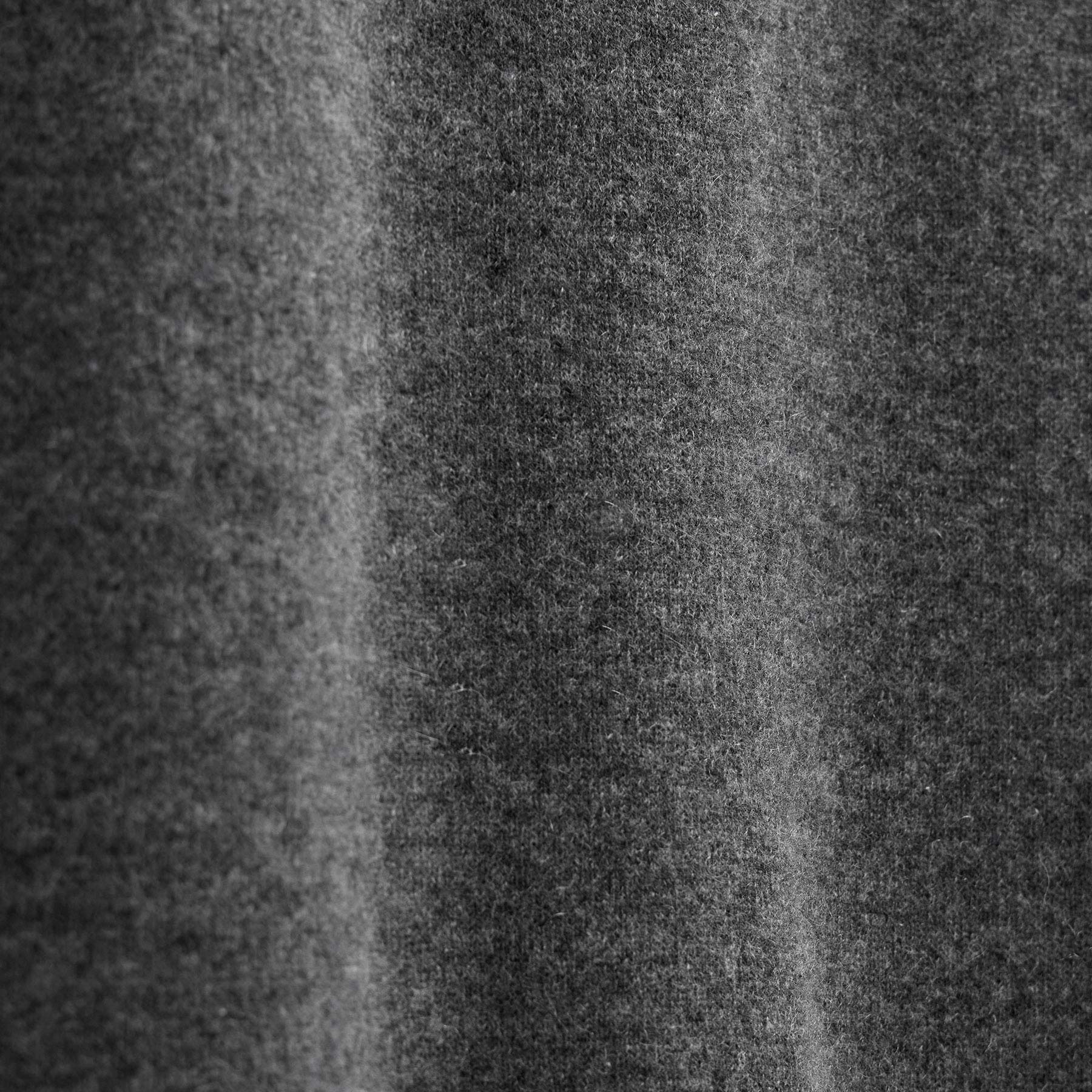 Cashmere V Neck Sweater in Flannel | James Perse Los Angeles FLAT