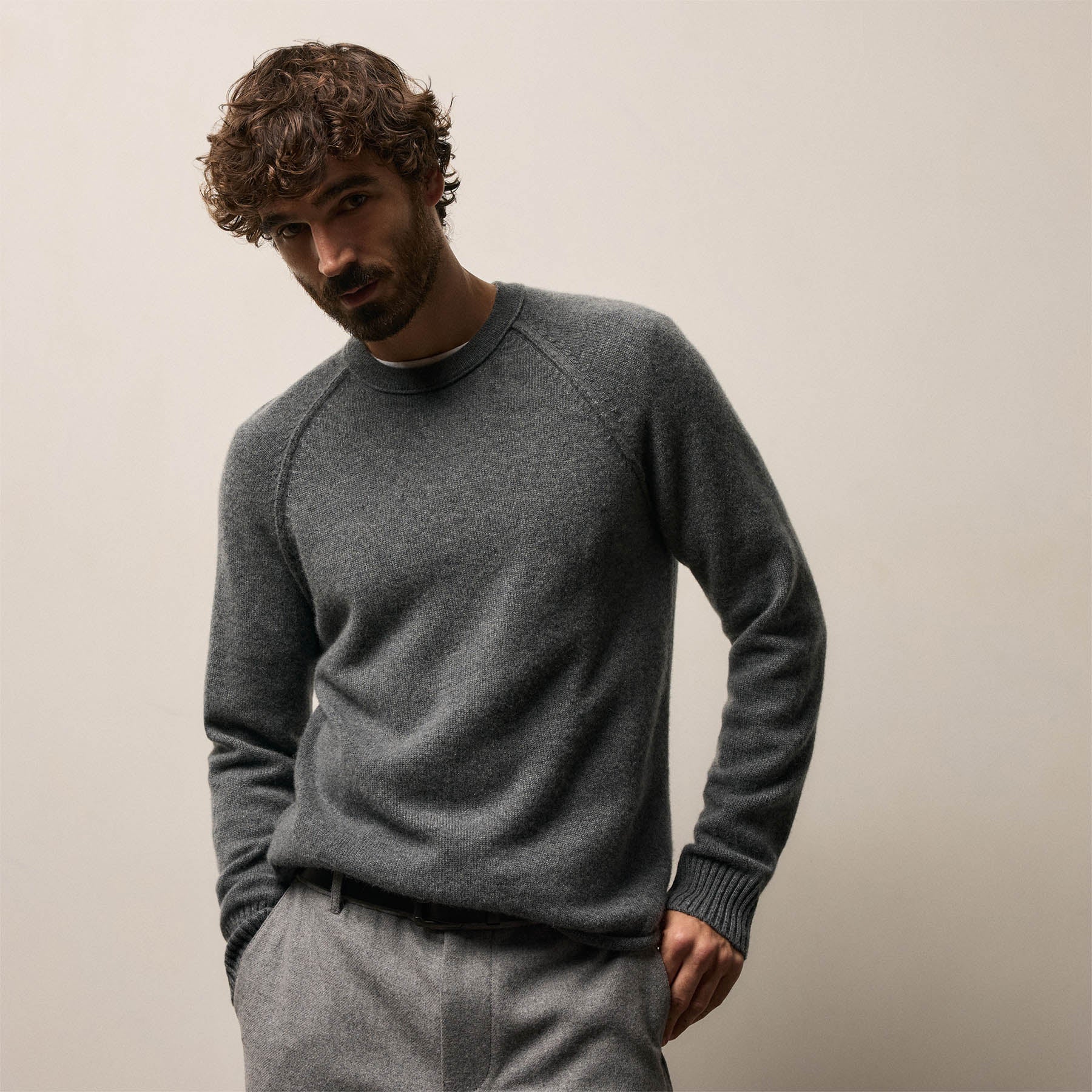 Recycled Cashmere Crew Sweater in Flannel | James Perse Los Angeles