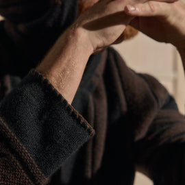Recycled Cashmere Relaxed Poncho - Black/Bark