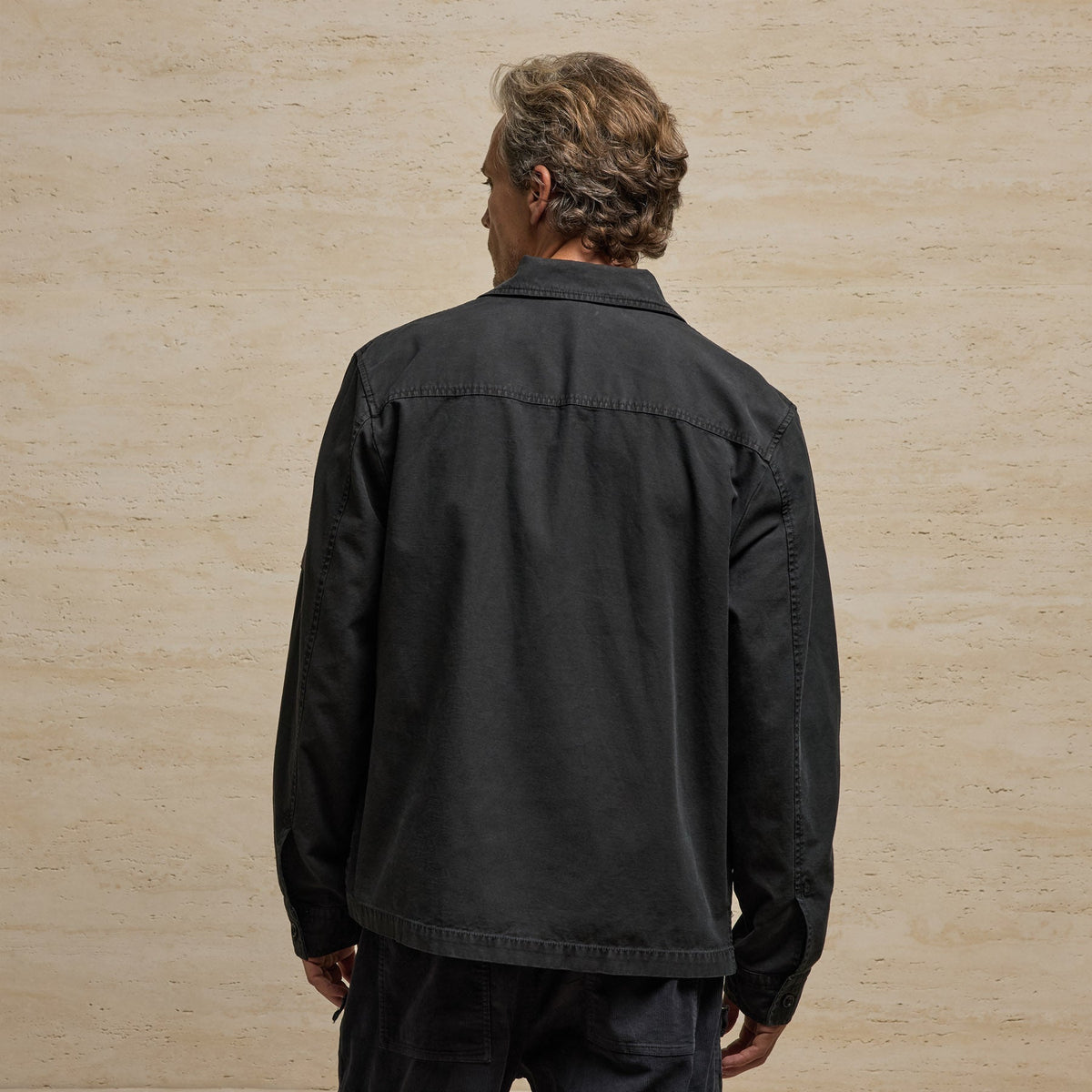 Utility Shirt in Magma Pigment | James Perse Los Angeles