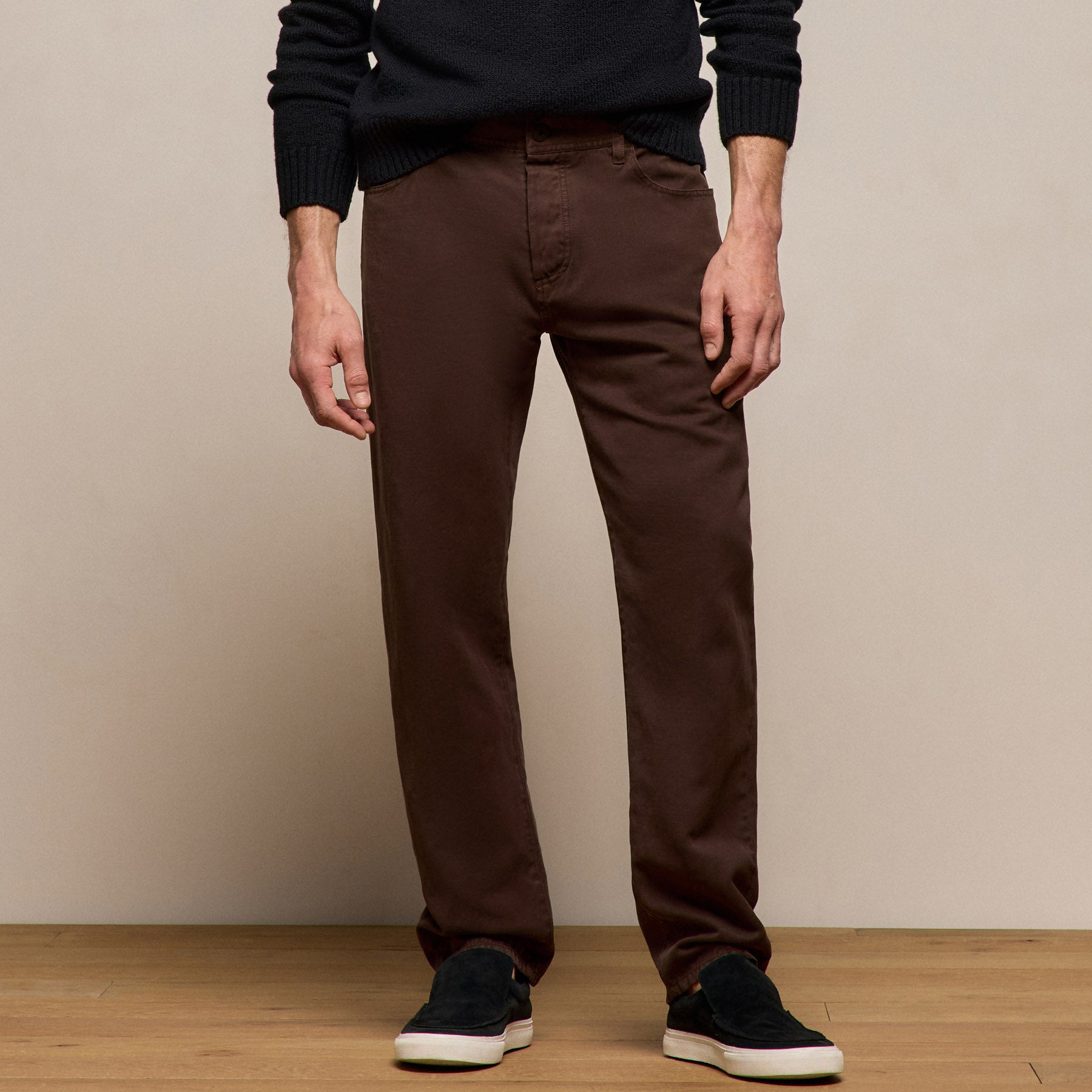 Classic Cotton Linen Twill Pant in Bark Pigment | James Perse Los Angeles