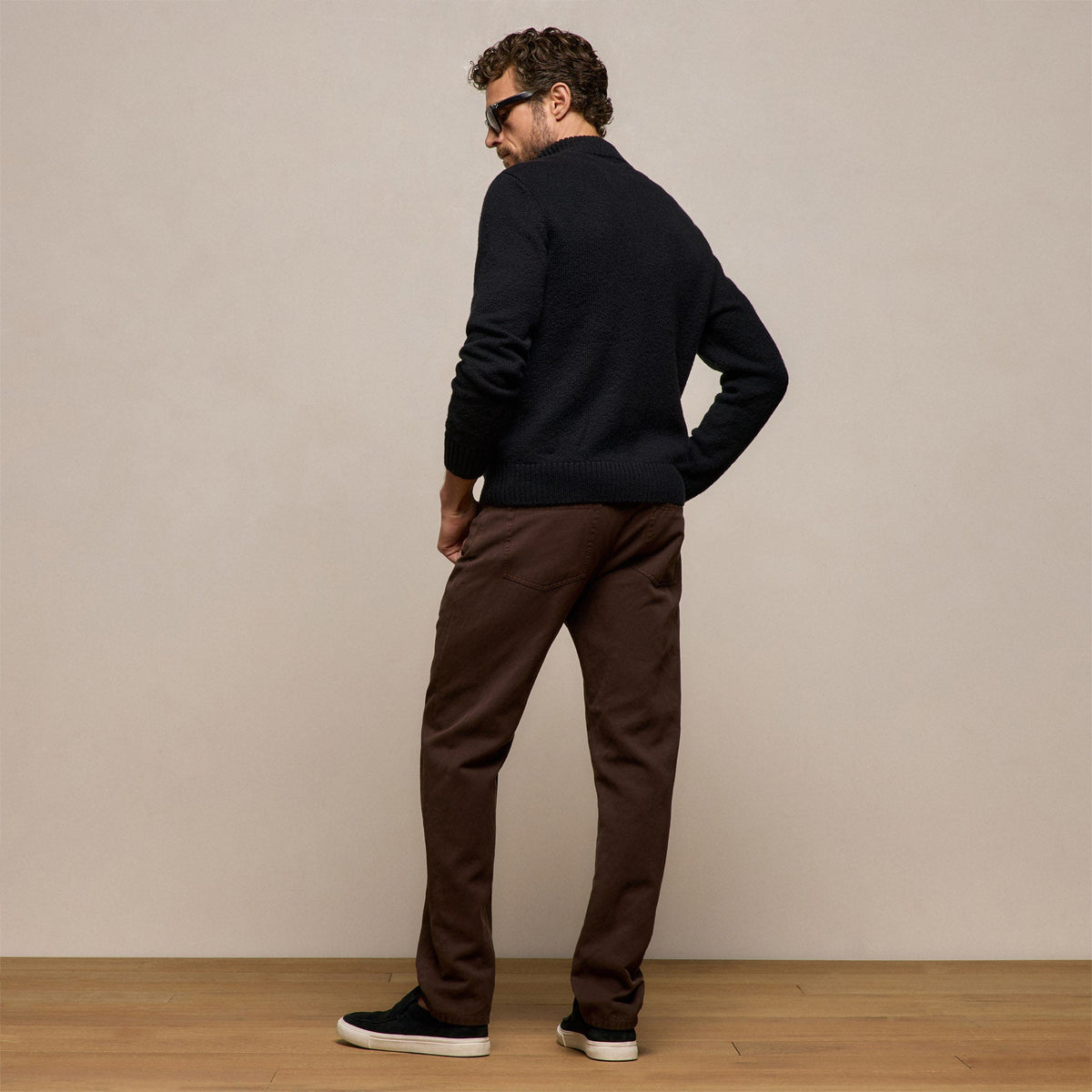 Classic Cotton Linen Twill Pant in Bark Pigment | James Perse Los Angeles