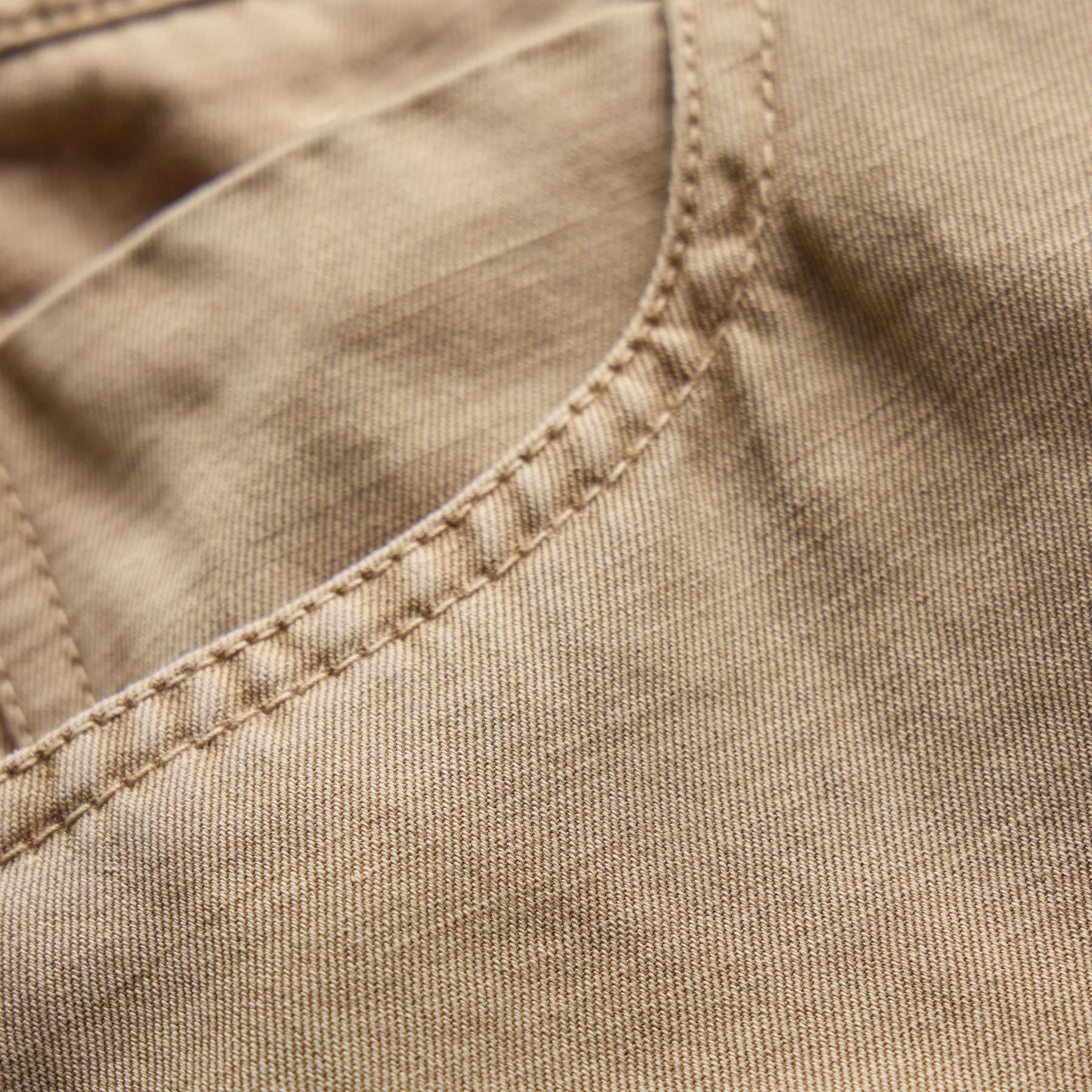Classic Cotton Linen Twill Pant in Light Khaki Pigment | James Perse Los Angeles
