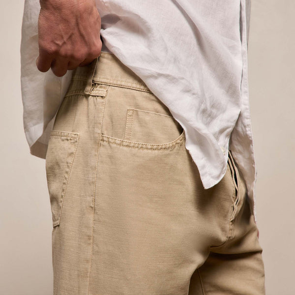 Classic Cotton Linen Twill Pant in Light Khaki Pigment | James Perse Los Angeles