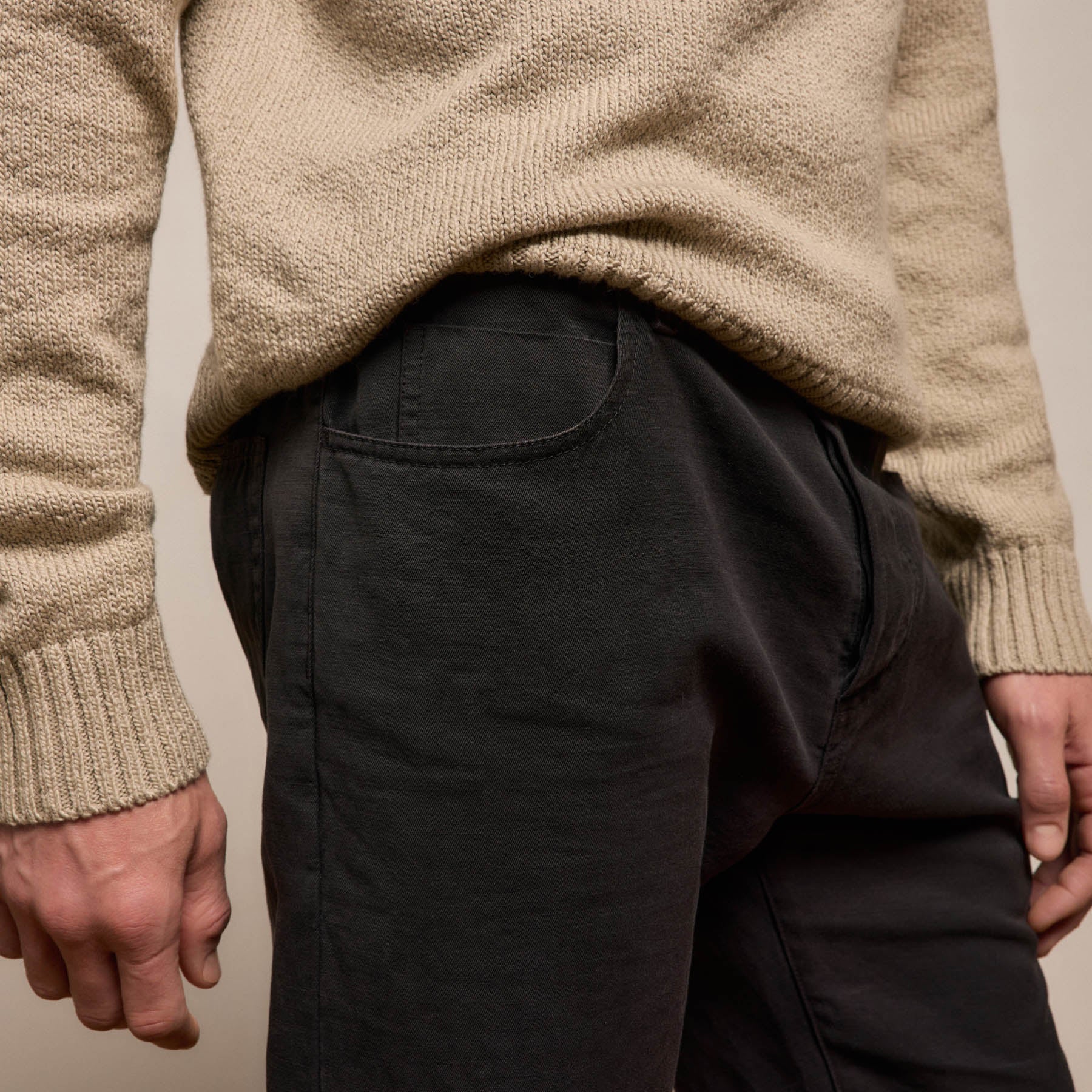 Classic Cotton Linen Twill Pant in Magma Pigment | James Perse Los Angeles