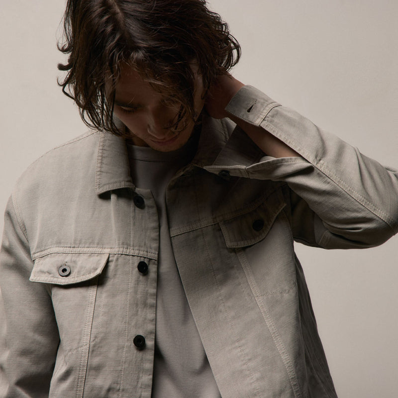 Cotton Linen Twill Trucker Jacket in Fog Pigment | James Perse Los Angeles