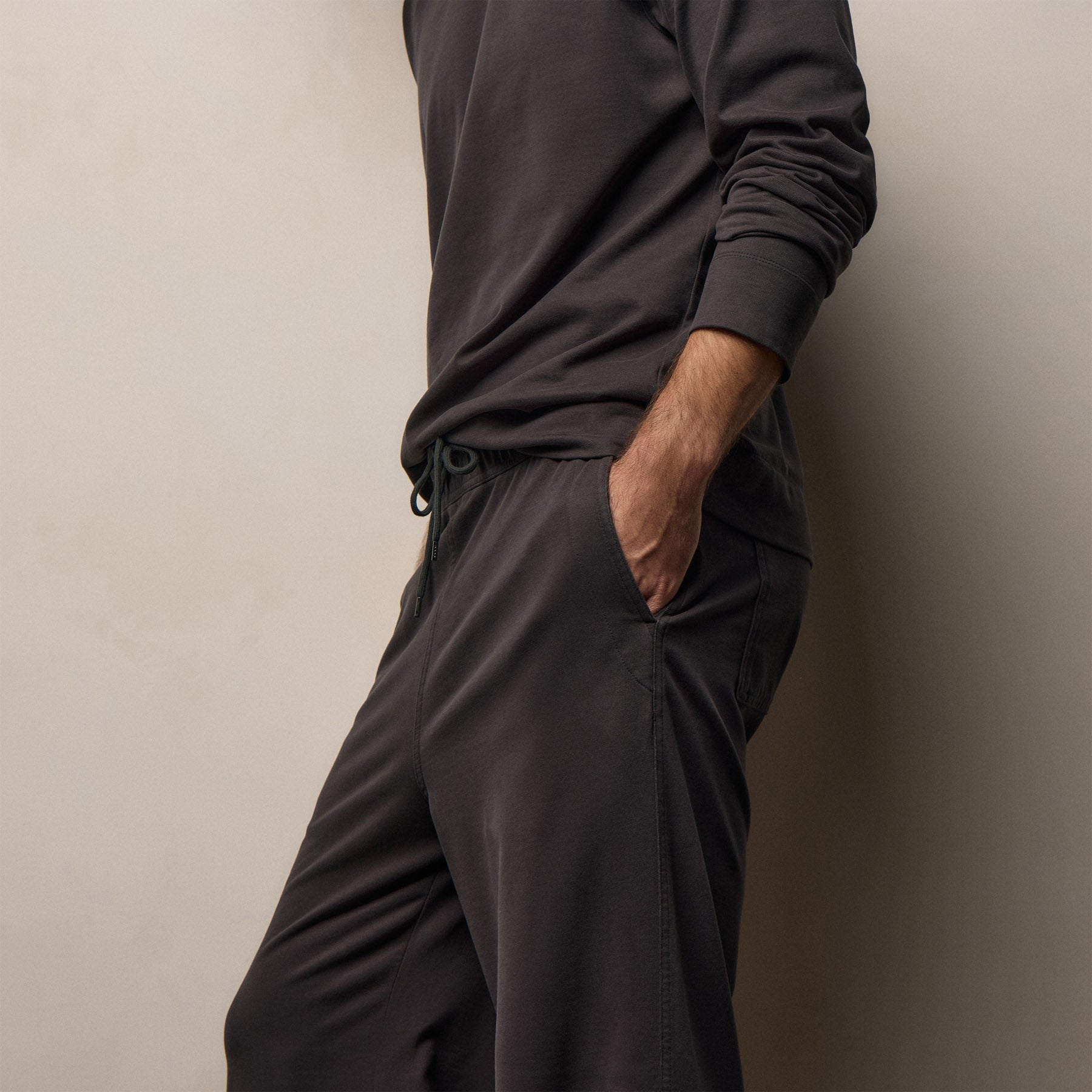 Heavy Organic Suede Jersey Sweat Pant in Magma | James Perse Los Angeles