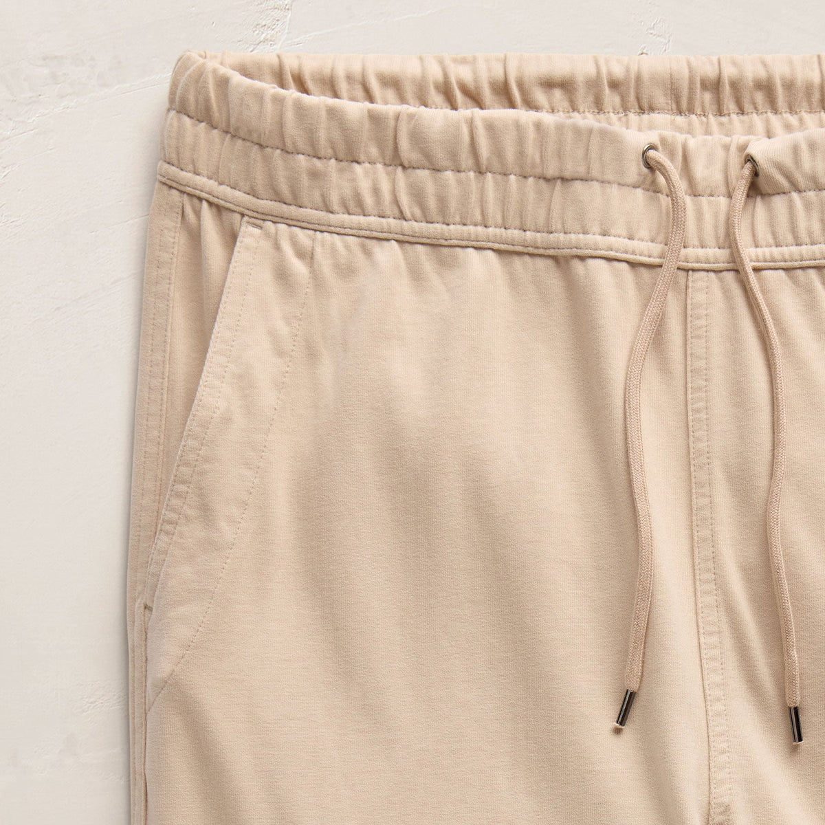 Heavy Organic Suede Jersey Sweat Pant in Stone | James Perse Los Angeles