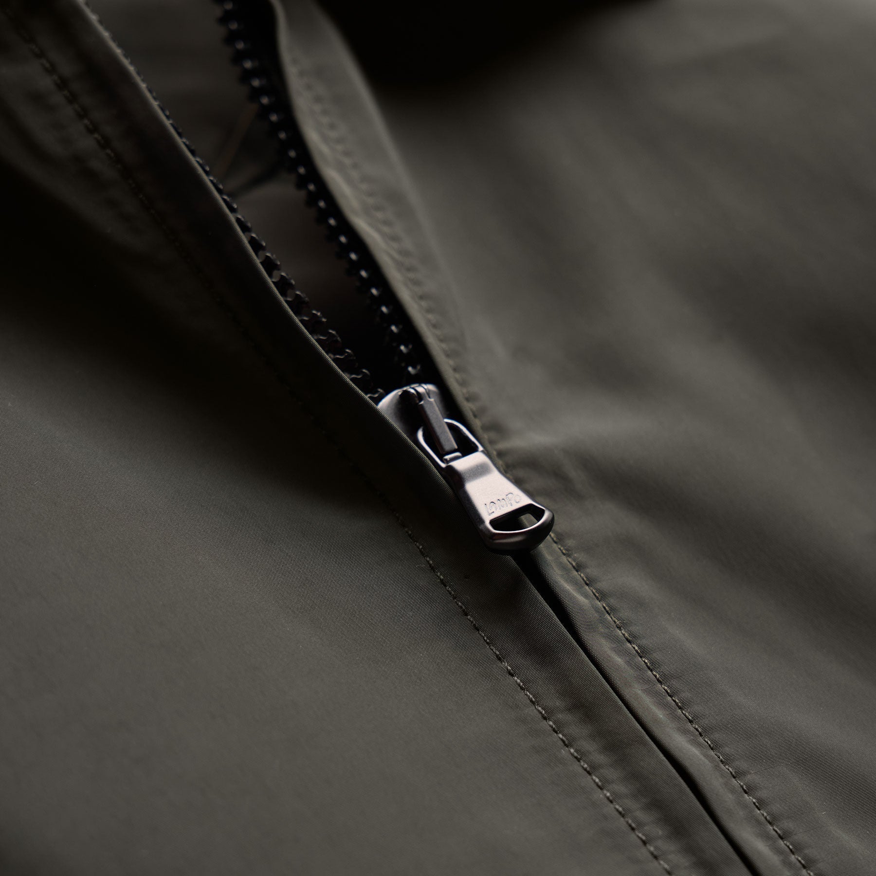 Recycled Twill Coach Jacket in Dark Olive | James Perse Los Angeles