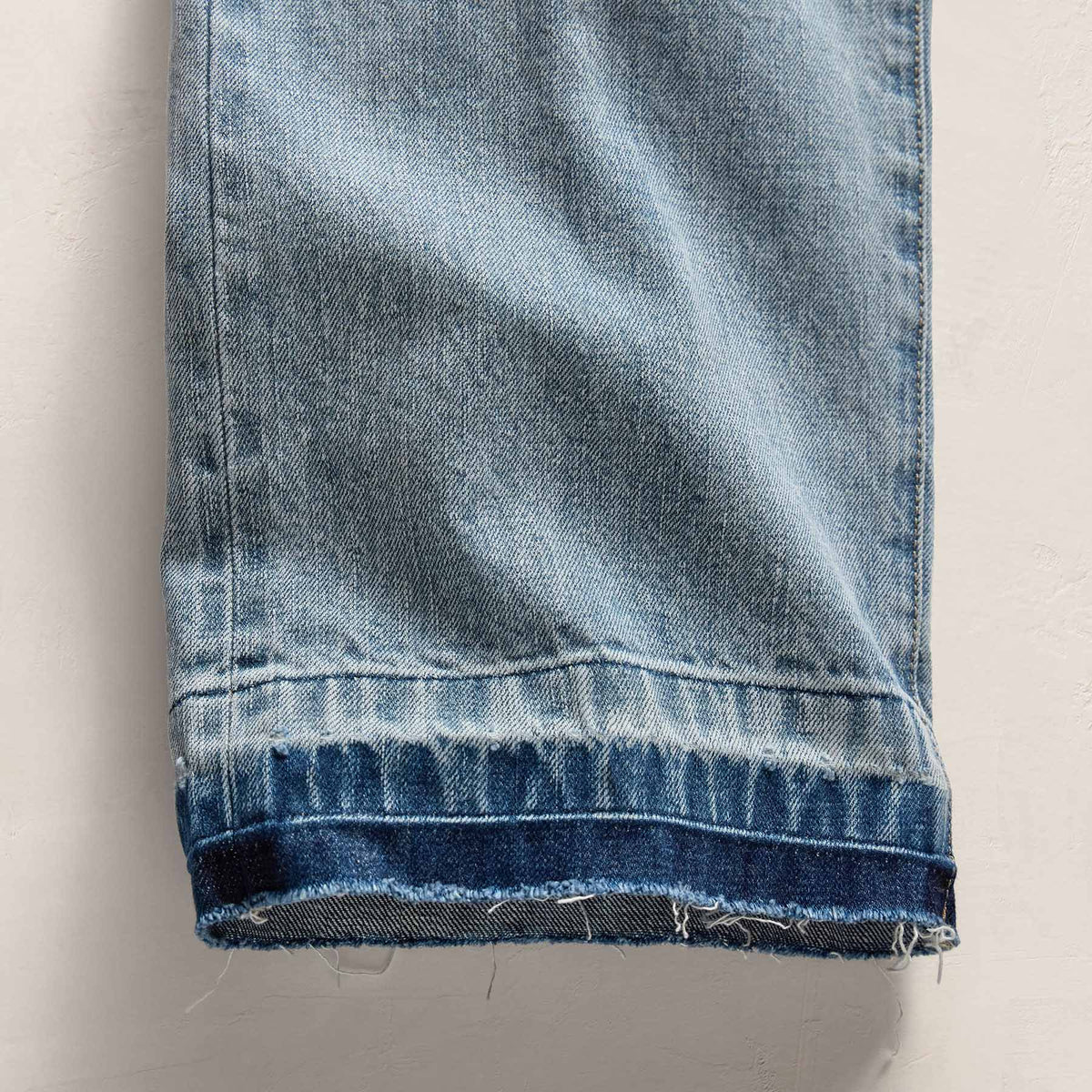 Denim Wide Leg Fit in California Sunfade | James Perse Los Angeles