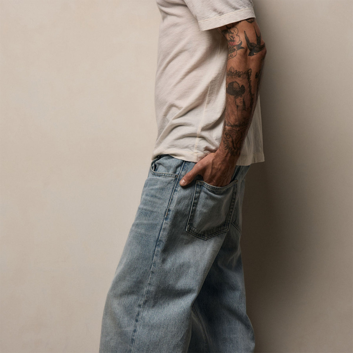 Denim Wide Leg Fit in California Sunfade | James Perse Los Angeles