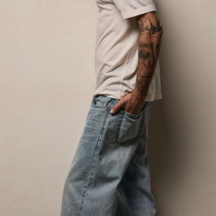 Denim Wide Leg Fit in California Sunfade | James Perse Los Angeles