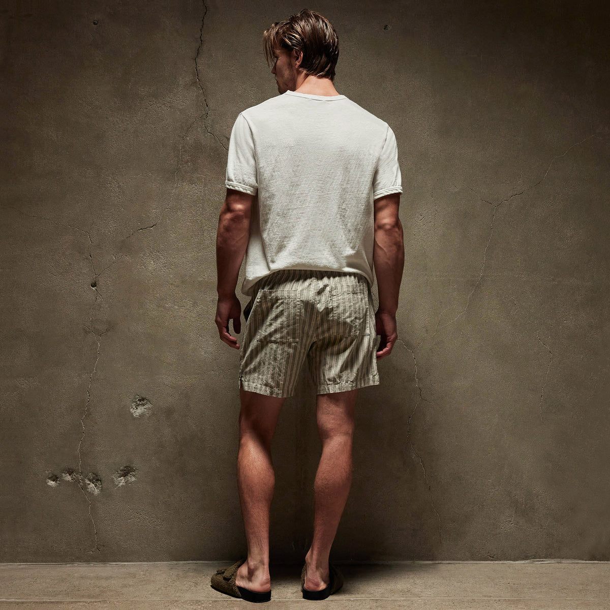 Striped Classic Short in Magma/Natural | James Perse Los Angeles