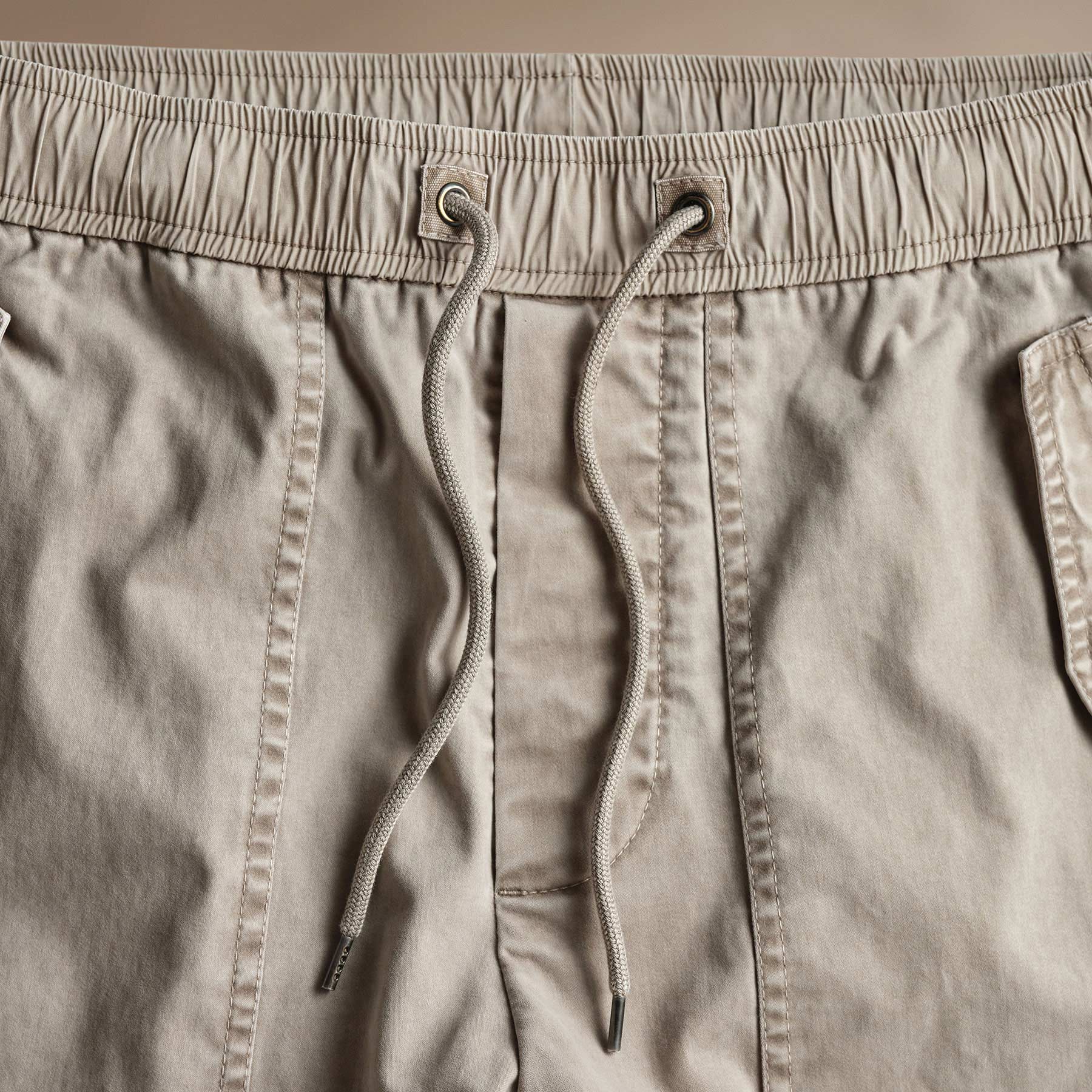 Multi Pocket Flight Pant  in Light Tan Pigment | James Perse Los Angeles