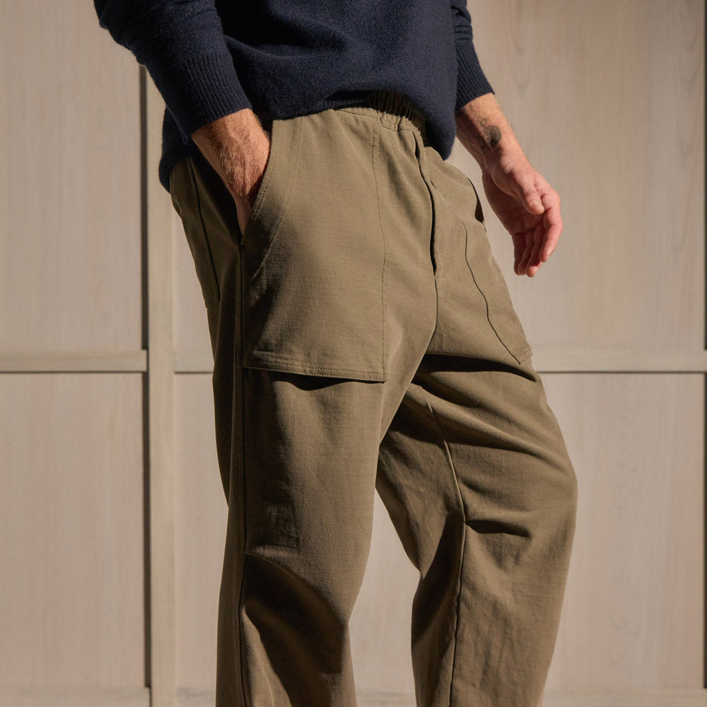 Heavy Sueded Knit Utility Pant in Army Green | James Perse Los Angeles