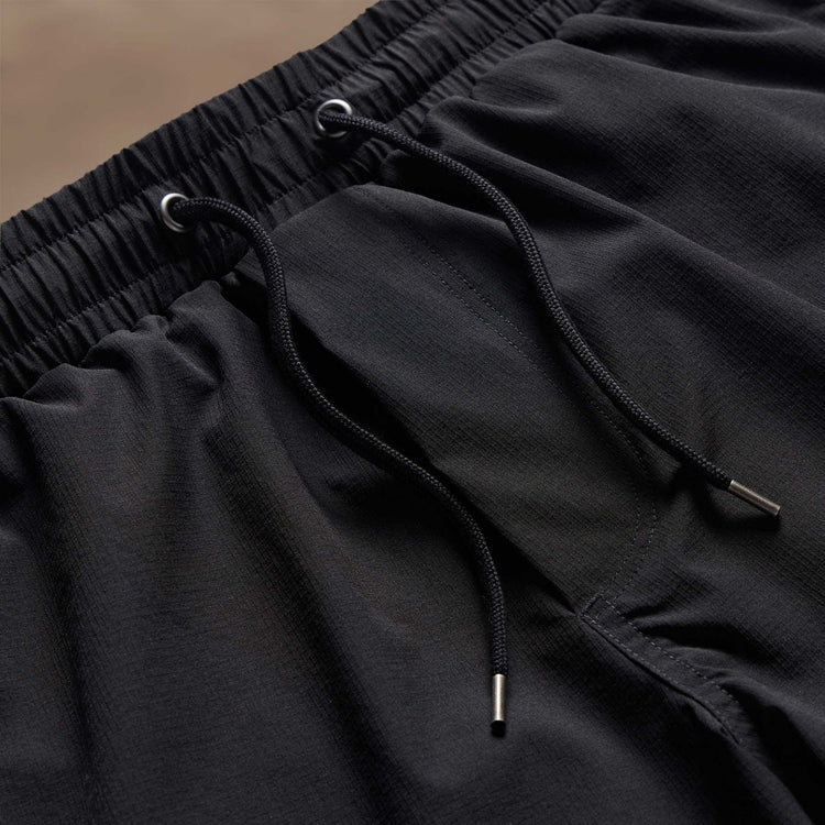 Ripstop Boardshort in Black | James Perse Los Angeles