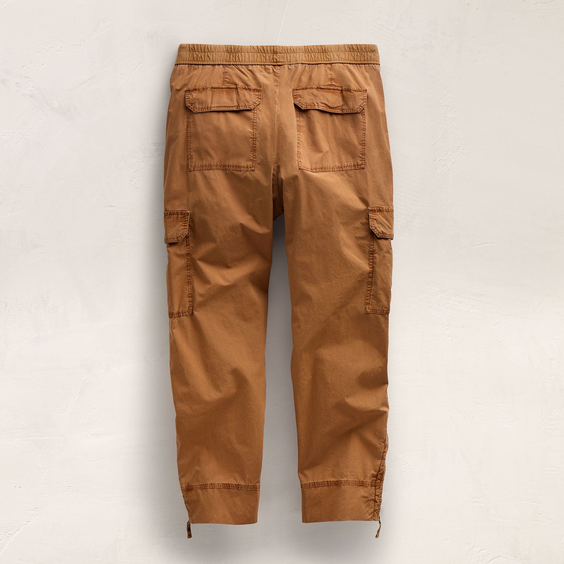 Parachute Poplin Cargo in Whiskey Pigment  | James Perse Los Angeles