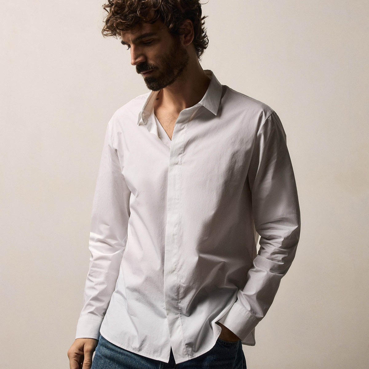 Supima Poplin Shirt in White | James Perse Los Angeles
