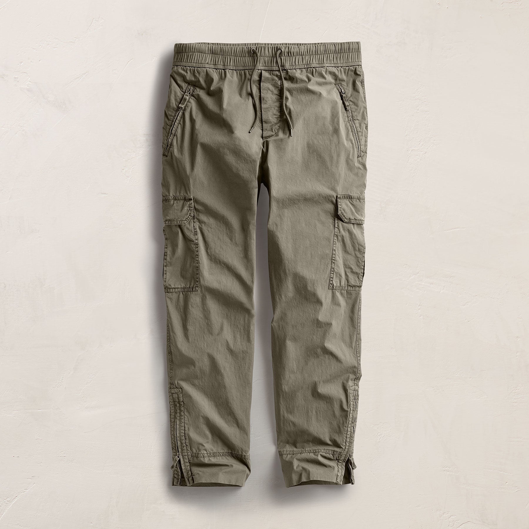 Parachute Poplin Cargo in Birch Pigment | James Perse Los Angeles