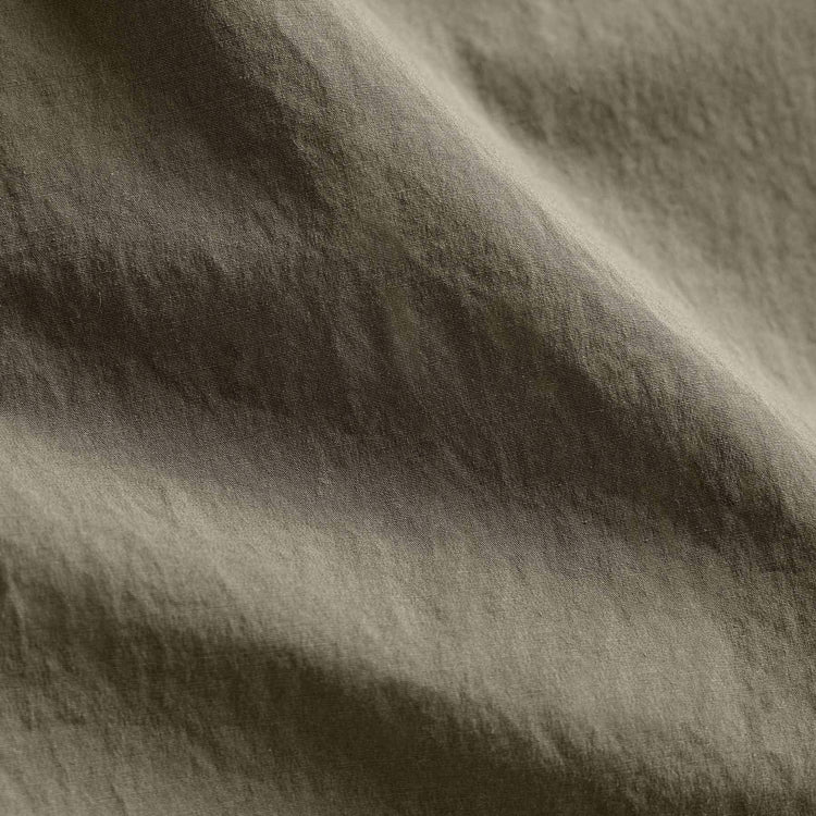 Parachute Poplin Cargo in Birch Pigment | James Perse Los Angeles