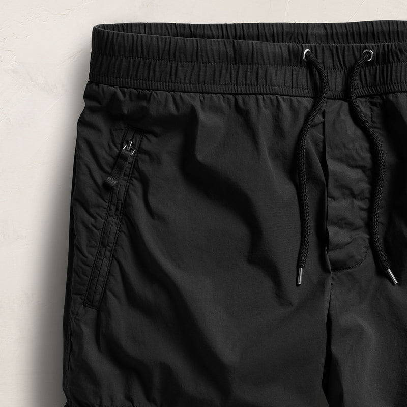 Parachute Poplin Cargo in Black | James Perse Los Angeles