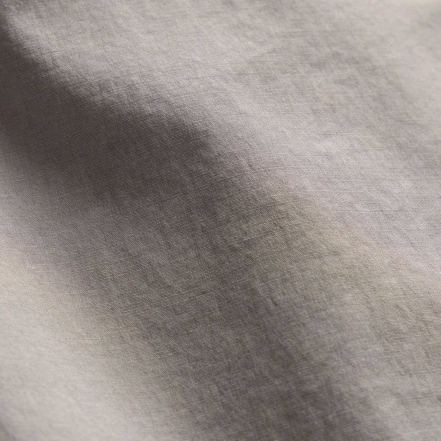 Parachute Poplin Cargo in Fog Pigment | James Perse Los Angeles