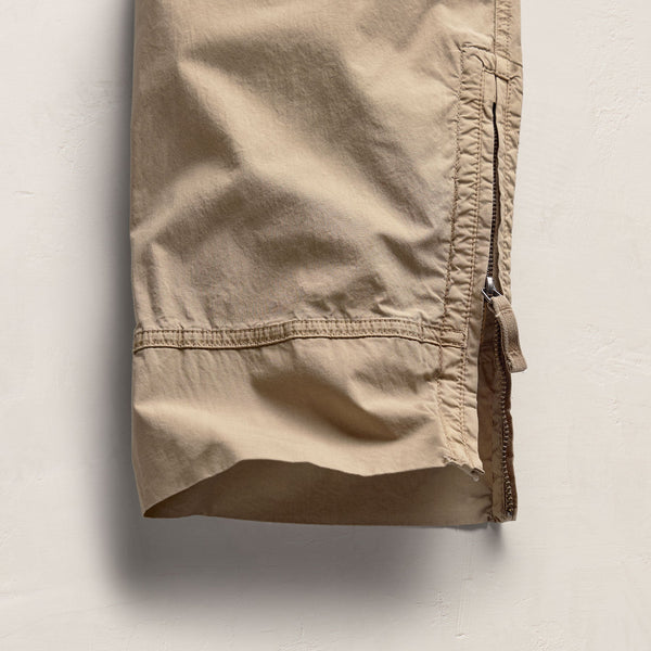 Parachute Poplin Cargo in Light Khaki Pigment | James Perse Los Angeles