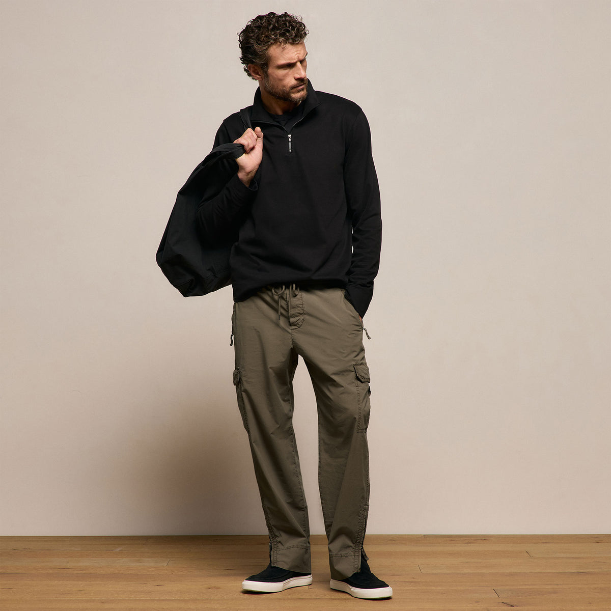 Parachute Poplin Cargo in Light Olive Pigment | James Perse Los Angeles
