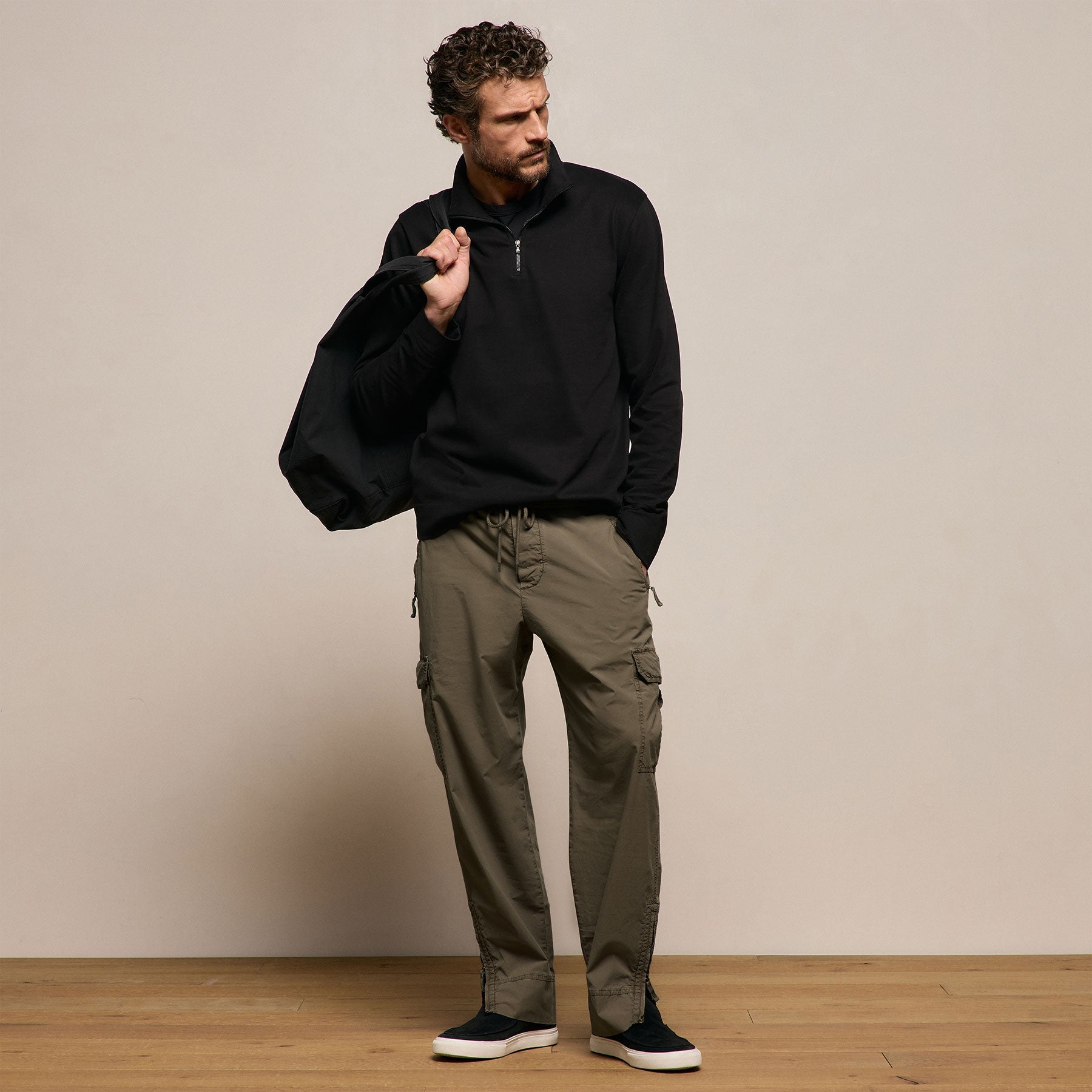 Parachute Poplin Cargo in Light Olive Pigment | James Perse Los Angeles