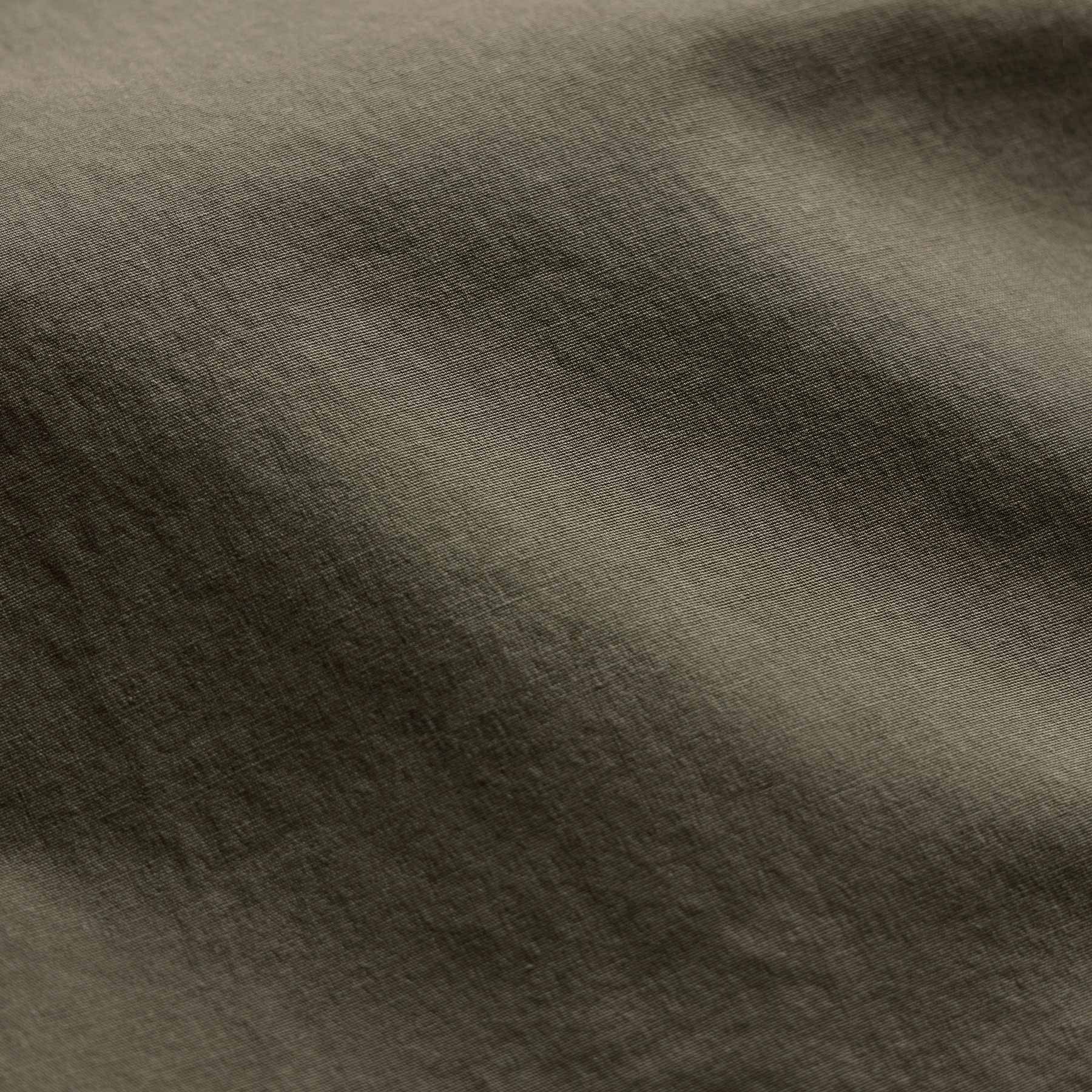 Parachute Poplin Cargo in Light Olive Pigment | James Perse Los Angeles