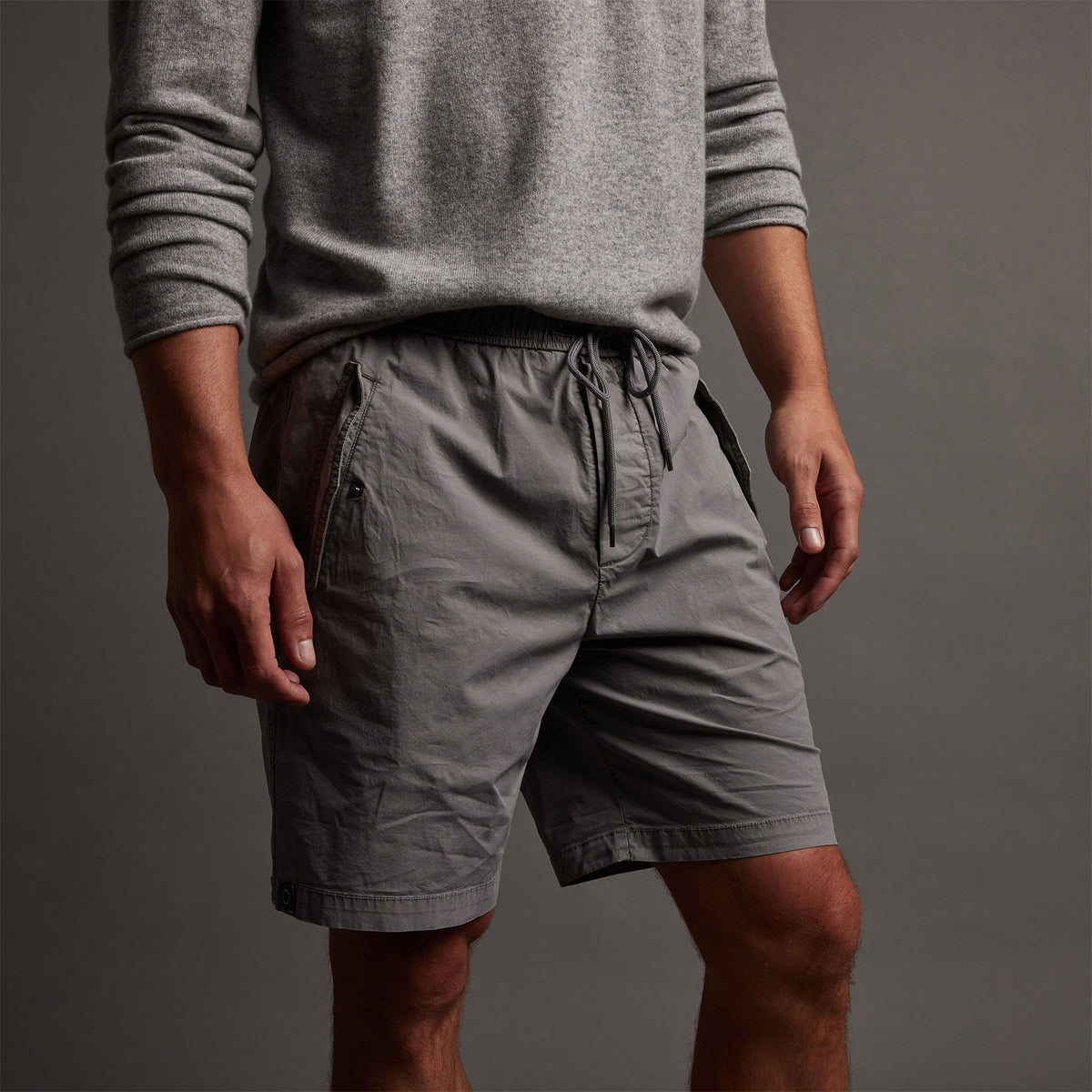 Parachute Flight Short in Silver Grey Pigment | James Perse Los Angeles