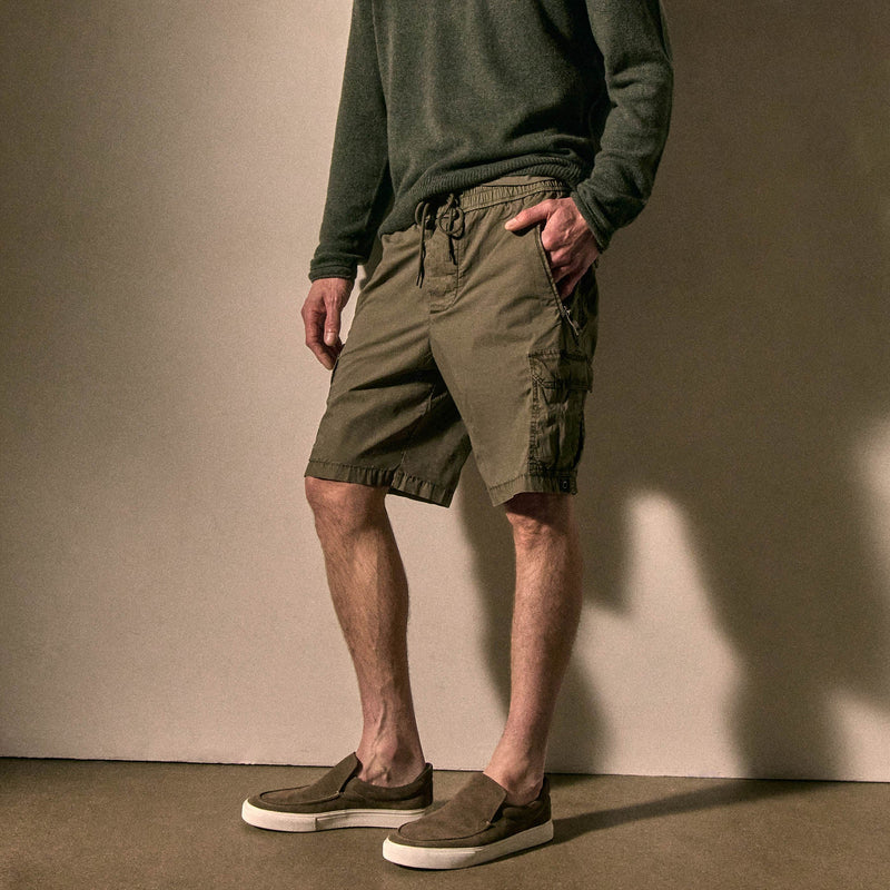 Parachute Poplin Cargo Short in Birch Pigment | James Perse Los Angeles