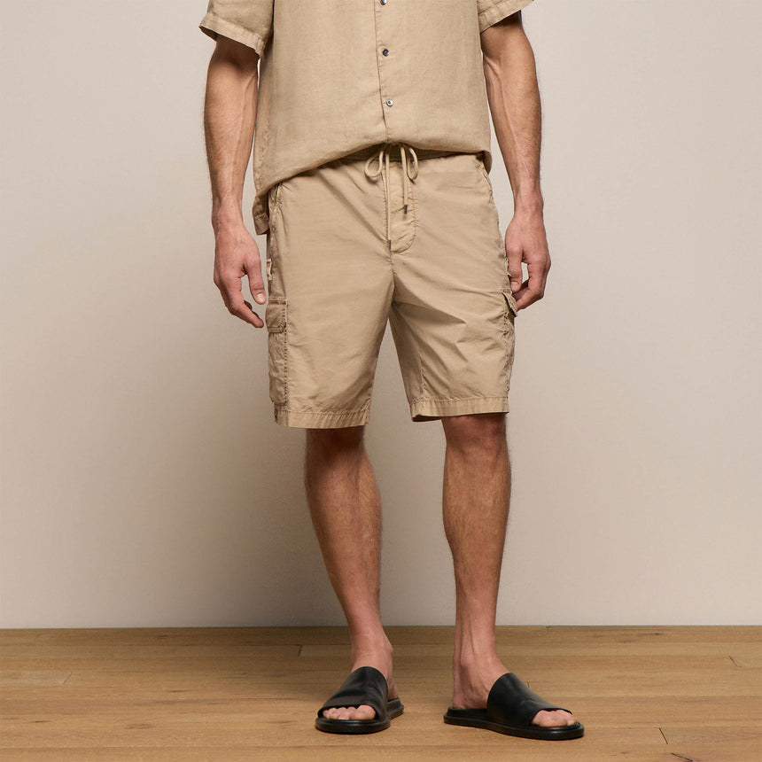 Parachute Poplin Cargo Short in Light Khaki Pigment | James Perse Los Angeles