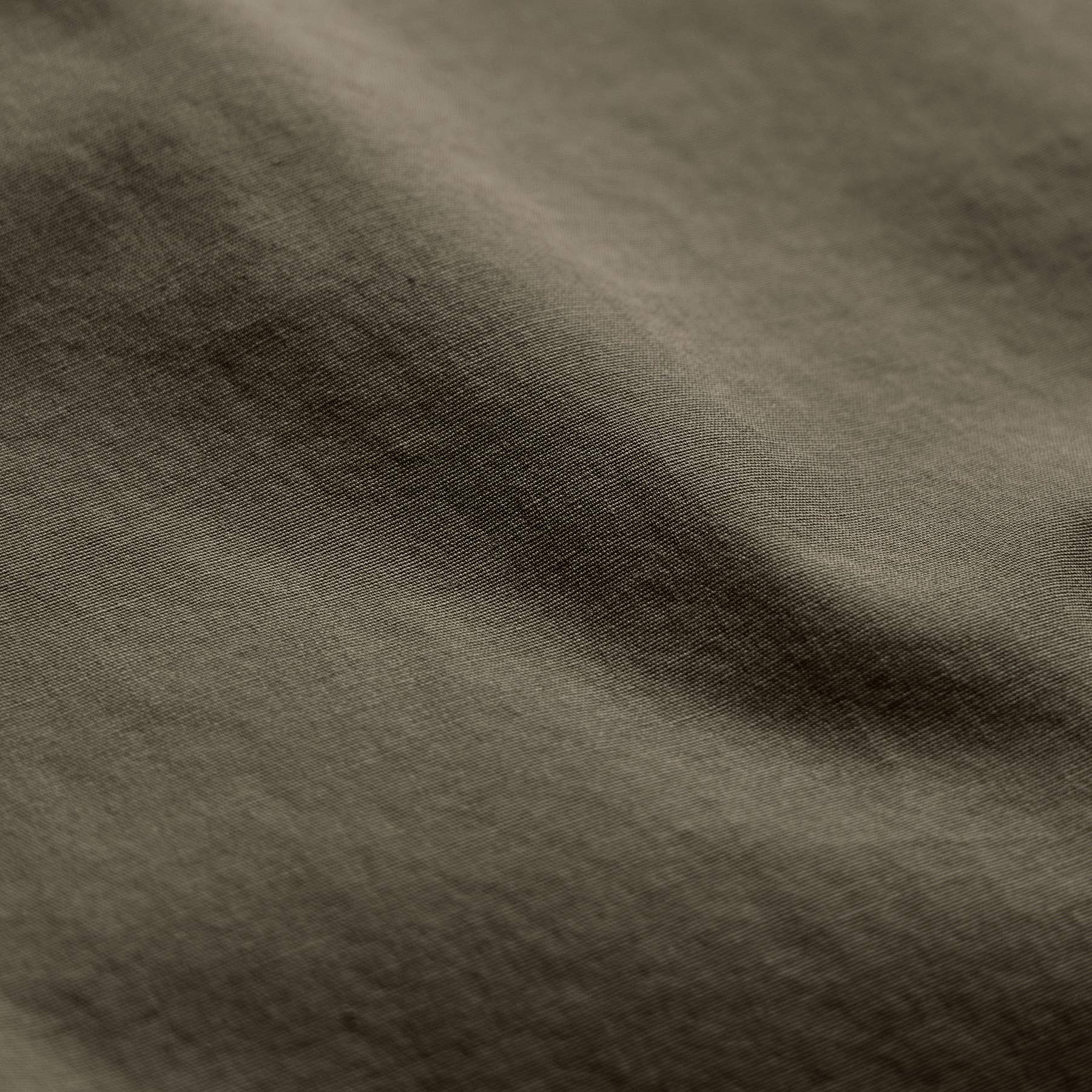 Parachute Poplin Cargo Short In Light Olive Pigment | James Perse Los Angeles