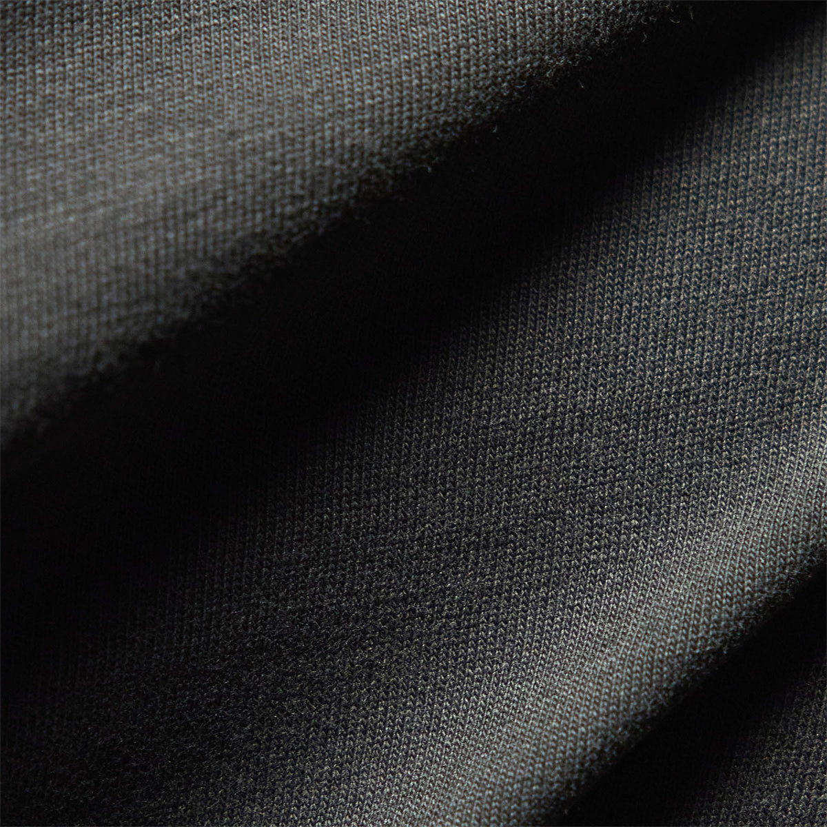 Revised Standard Polo in Carbon Pigment | James Perse Los Angeles